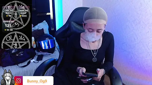 Snapshot of Bunny_O chatting on 8, 5, 2026 Bunny O online show from 8, 5, 2026