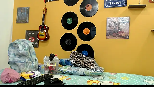 evaleribigtits18 online show from 20, 2, 2025