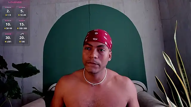 Snapshot of noah_jones__ chatting on 22, 11, 2025 noah jones online show from 22, 11, 2025