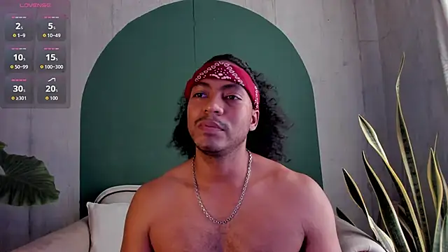 Snapshot of noah_jones__ chatting on 27, 11, 2025 noah jones online show from 27, 11, 2025