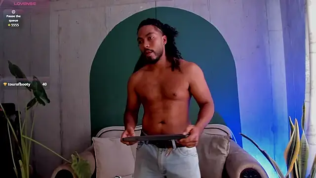 Snapshot of noah_jones__ chatting on 13, 2, 2026 noah jones online show from 13, 2, 2026