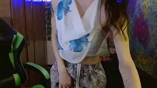 BurningVenus12 online show from 24, 7, 2026
