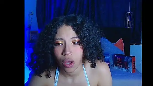 Snapshot of avans_15 chatting on 15, 2, 2025 avans 15 online show from 15, 2, 2025