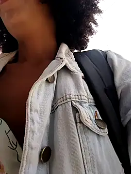 Snapshot of BlairSamy chatting on 12, 12, 2024 BlairSamy online show from 12, 12, 2024