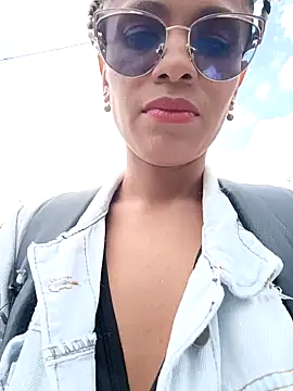 Snapshot of BlairSamy chatting on 25, 12, 2024 BlairSamy online show from 25, 12, 2024