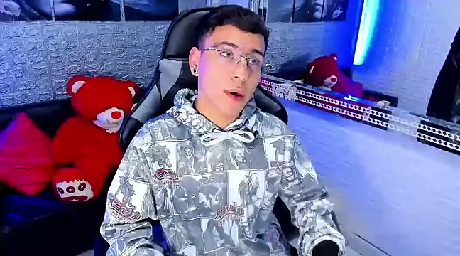 salvadorgomezx online show from 11, 1, 2025