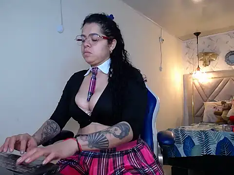 alexa-cooper- online show from 9, 9, 2025