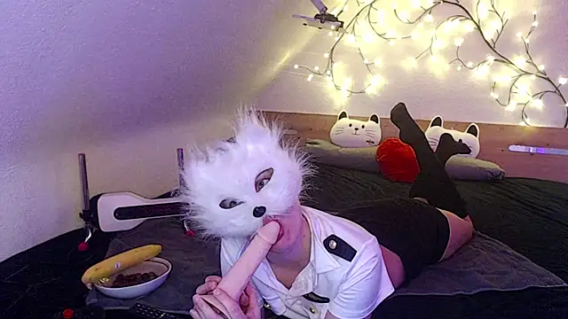 kleinelea123 online show from 8, 3, 2025