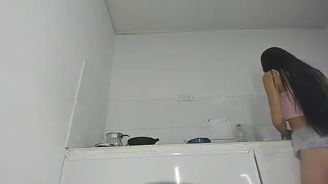 Sophie sweett19 online show from 16, 12, 2024