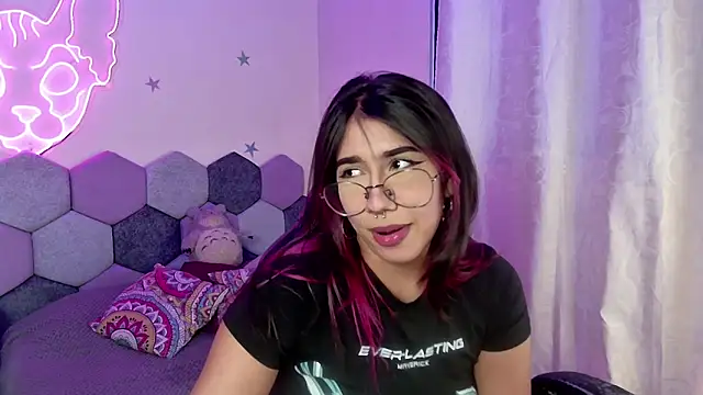 Horny tgn online show from 12, 1, 2025