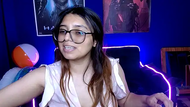 X CHERRY XX online show from 6, 12, 2024