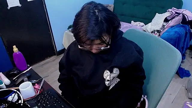 X CHERRY XX online show from 5, 7, 2026