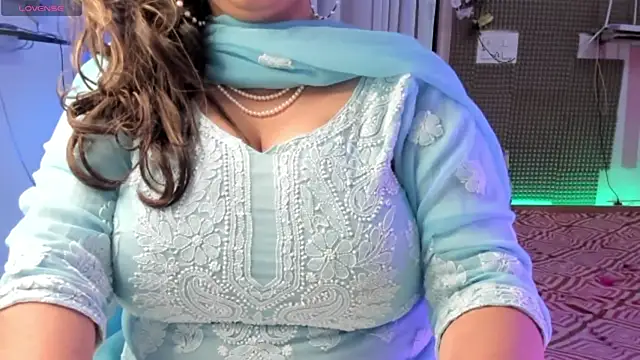Gulabi Queen online show from 14, 2, 2025