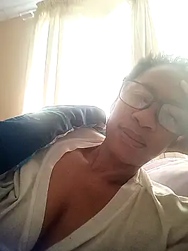 Snapshot of bustybillies chatting on 5, 10, 2025 bustybillies online show from 5, 10, 2025