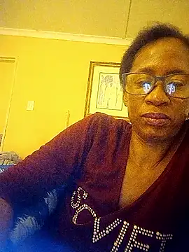 Snapshot of bustybillies chatting on 31, 10, 2025 bustybillies online show from 31, 10, 2025