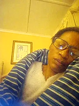 Snapshot of bustybillies chatting on 25, 11, 2025 bustybillies online show from 25, 11, 2025