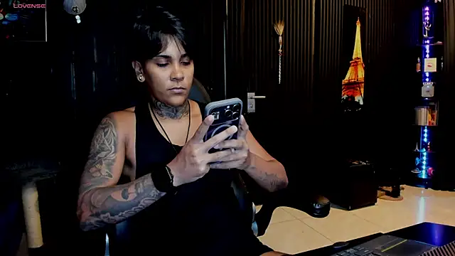 ZhoeStrong online show from 9, 9, 2025