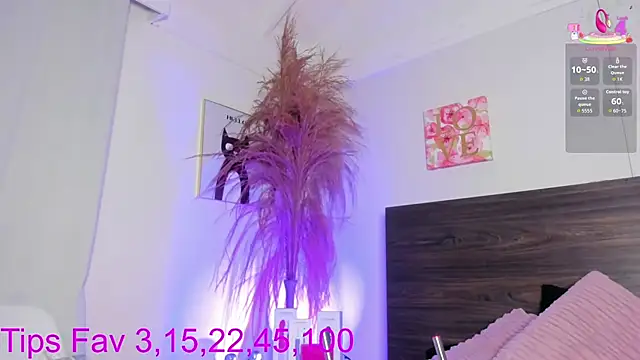 Martina Miiller online show from 8, 11, 2025