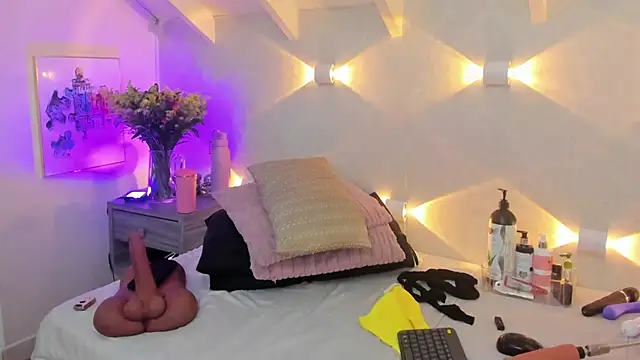 Martina Miiller online show from 26, 4, 2026