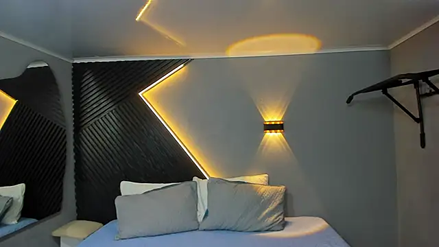 Laia and Aloby online show from 31, 3, 2026