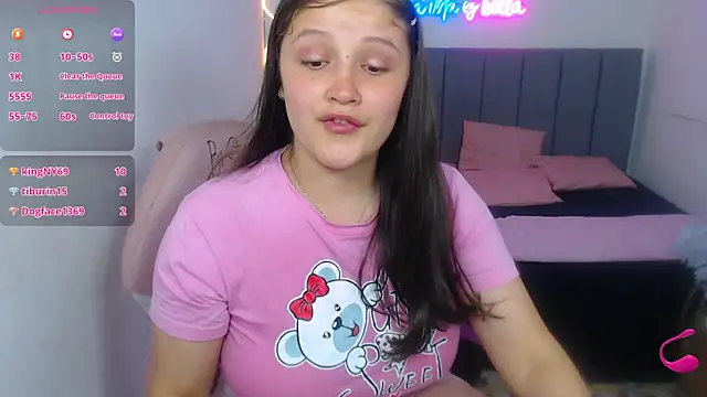 Snapshot of Krysstal_tay chatting on 6, 3, 2025 Krysstal tay online show from 6, 3, 2025