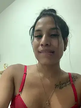 Snapshot of Emiily_Miller chatting on 17, 12, 2024 Emiily Miller online show from 17, 12, 2024