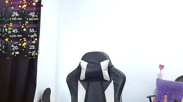 Kiara-Rider online show from 20, 4, 2026