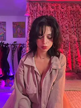 Kitty arts online show from 28, 4, 2026