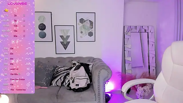 kendaall jenner  online show from 10, 1, 2025