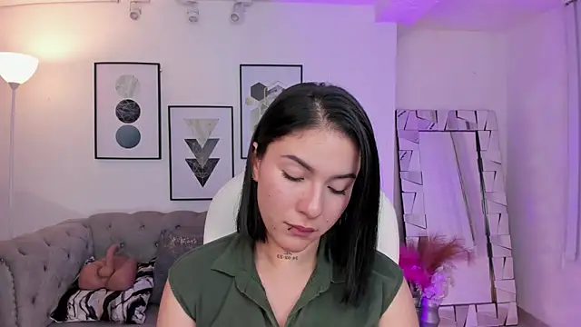 kendaall jenner  online show from 13, 1, 2025