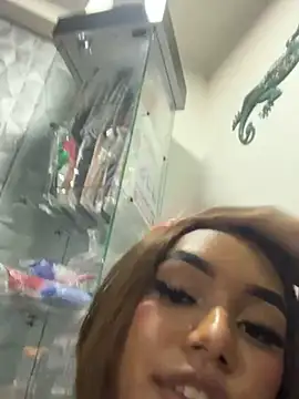 Snapshot of Nikol_Rang__ chatting on 10, 2, 2025 Nikol Rang online show from 10, 2, 2025