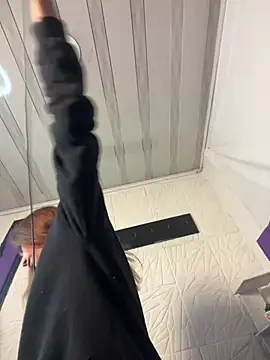 Snapshot of Nikol_Rang__ chatting on 13, 2, 2025 Nikol Rang online show from 13, 2, 2025