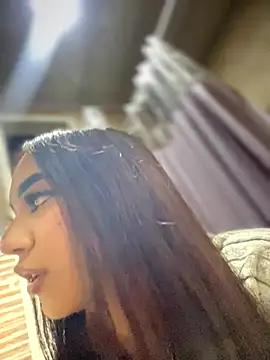 Snapshot of Nikol_Rang__ chatting on 17, 10, 2025 Nikol Rang online show from 17, 10, 2025