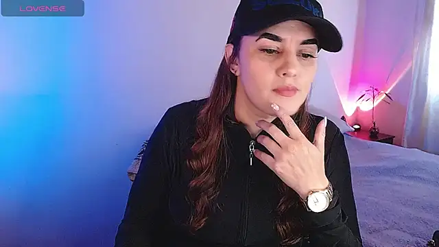 Snapshot of Lu_perez chatting on 18, 1, 2025 Lu perez online show from 18, 1, 2025