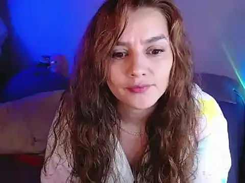 Snapshot of Lu_perez chatting on 13, 2, 2025 Lu perez online show from 13, 2, 2025