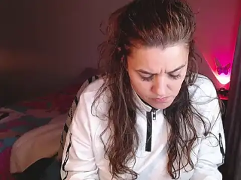 Snapshot of Lu_perez chatting on 4, 3, 2025 Lu perez online show from 4, 3, 2025