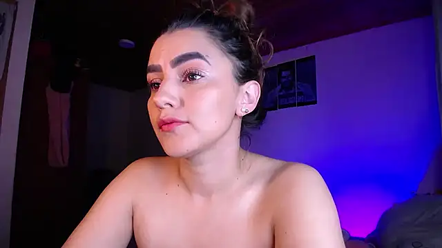 Snapshot of Lu_perez chatting on 12, 9, 2025 Lu perez online show from 12, 9, 2025