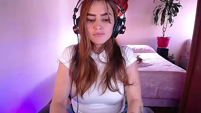 Snapshot of Lu_perez chatting on 20, 9, 2025 Lu perez online show from 20, 9, 2025