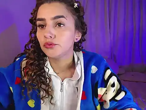 Snapshot of Lu_perez chatting on 20, 10, 2025 Lu perez online show from 20, 10, 2025