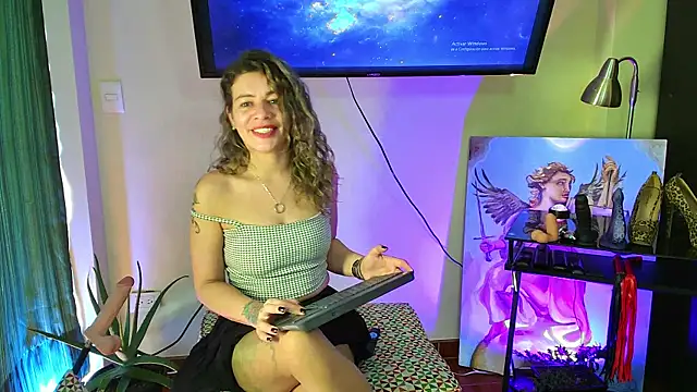 oriana thomson2 online show from 15, 1, 2025