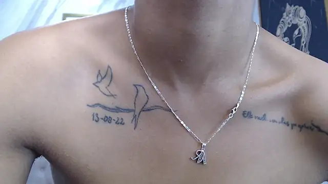 Snapshot of Violeth_b chatting on 8, 2, 2025 Violeth b online show from 8, 2, 2025