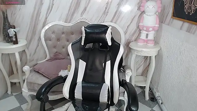 Snapshot of Violeth_b chatting on 18, 3, 2025 Violeth b online show from 18, 3, 2025