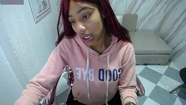 Snapshot of Violeth_b chatting on 20, 3, 2025 Violeth b online show from 20, 3, 2025