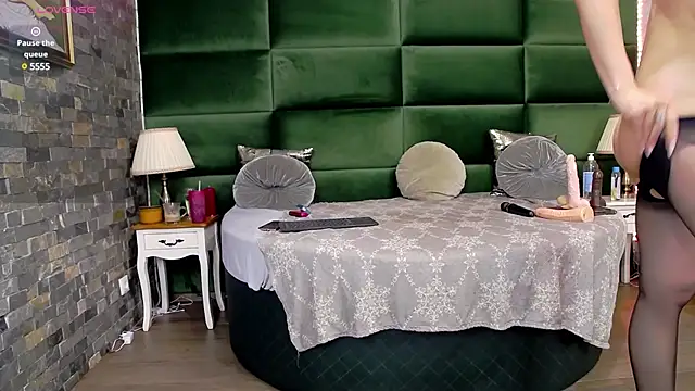 SelenSummer online show from 15, 3, 2025