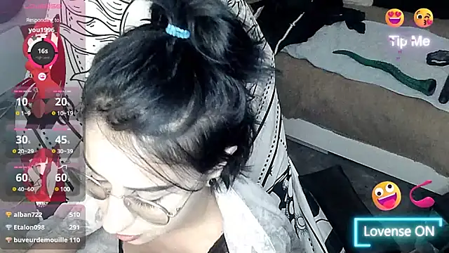 Snapshot of LisandreLaVenale chatting on 21, 1, 2025 LisandreLaVenale online show from 21, 1, 2025