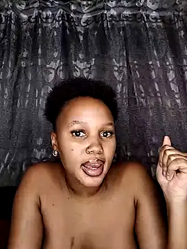Snapshot of Sego_TeeTee chatting on 12, 4, 2026 Sego TeeTee online show from 12, 4, 2026