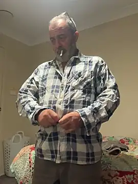 Snapshot of ausbod chatting on 17, 12, 2024 ausbod online show from 17, 12, 2024