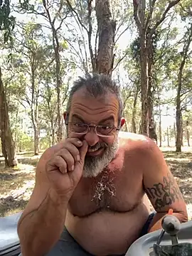 Snapshot of ausbod chatting on 6, 1, 2025 ausbod online show from 6, 1, 2025