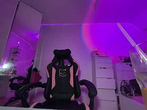 Snapshot of Julamayana chatting on 20, 12, 2024 Julamayana online show from 20, 12, 2024