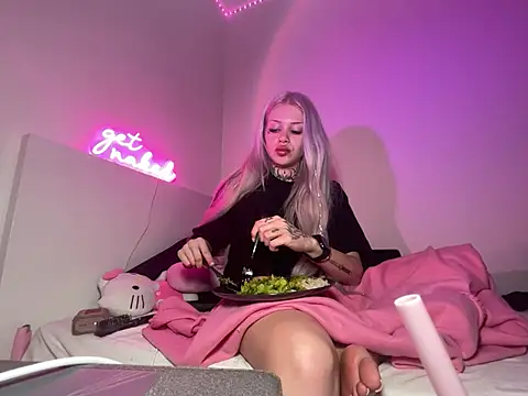 Snapshot of Julamayana chatting on 10, 3, 2025 Julamayana online show from 10, 3, 2025